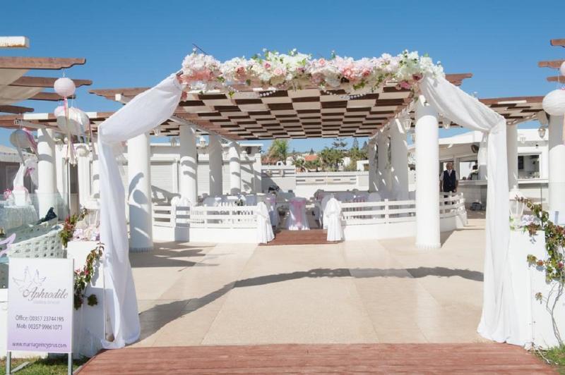 Piere Anne Beach Hotel Ajía Nápa Kültér fotó